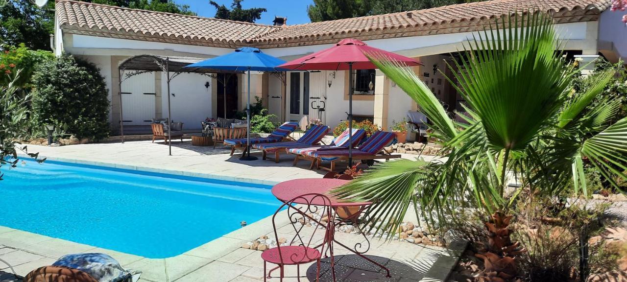 Fenetre Sur Les Alpilles Bed and Breakfast Saint-Martin-de-Crau Buitenkant foto
