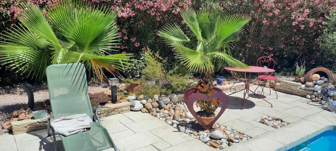 Fenetre Sur Les Alpilles Bed and Breakfast Saint-Martin-de-Crau Buitenkant foto