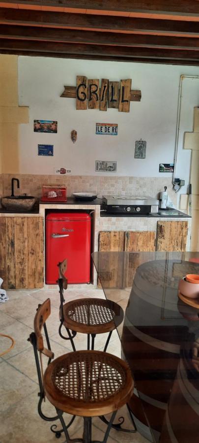 Fenetre Sur Les Alpilles Bed and Breakfast Saint-Martin-de-Crau Buitenkant foto